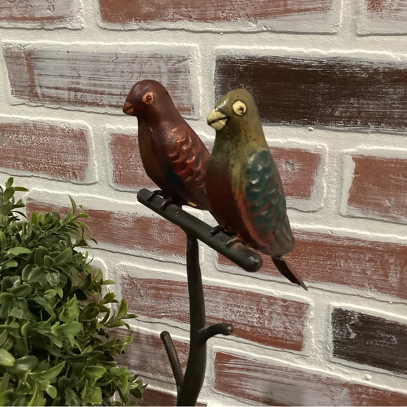 Metal Crafted Birds on a Perch - Beautiful Decor Piece - Bird Lovers Item - Picture 2 of 11